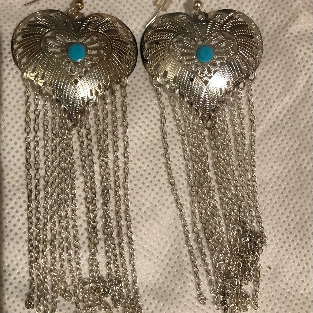 BNWT Urban Outfitters Heart Western Earrings